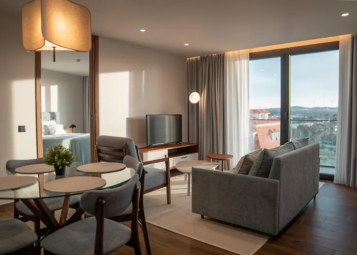 Apartahotel Miradouro Do Vale - 4*